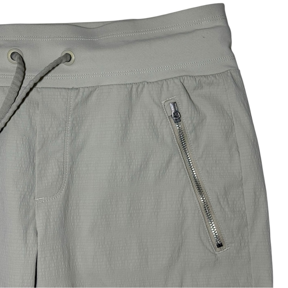 Athleta Trekkie North Jogger Pants Ecru Beige Size 4 Lightweight Travel Hiking - Picture 5 of 9